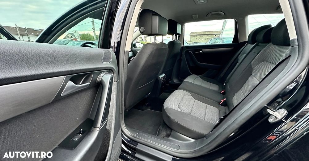 Volkswagen Passat 2.0 TDI DSG BlueMotion Technology Business Edition - 7