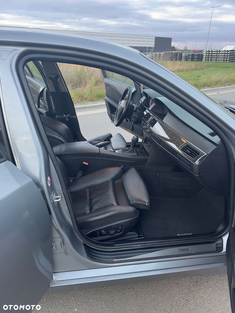 BMW Seria 5 - 12