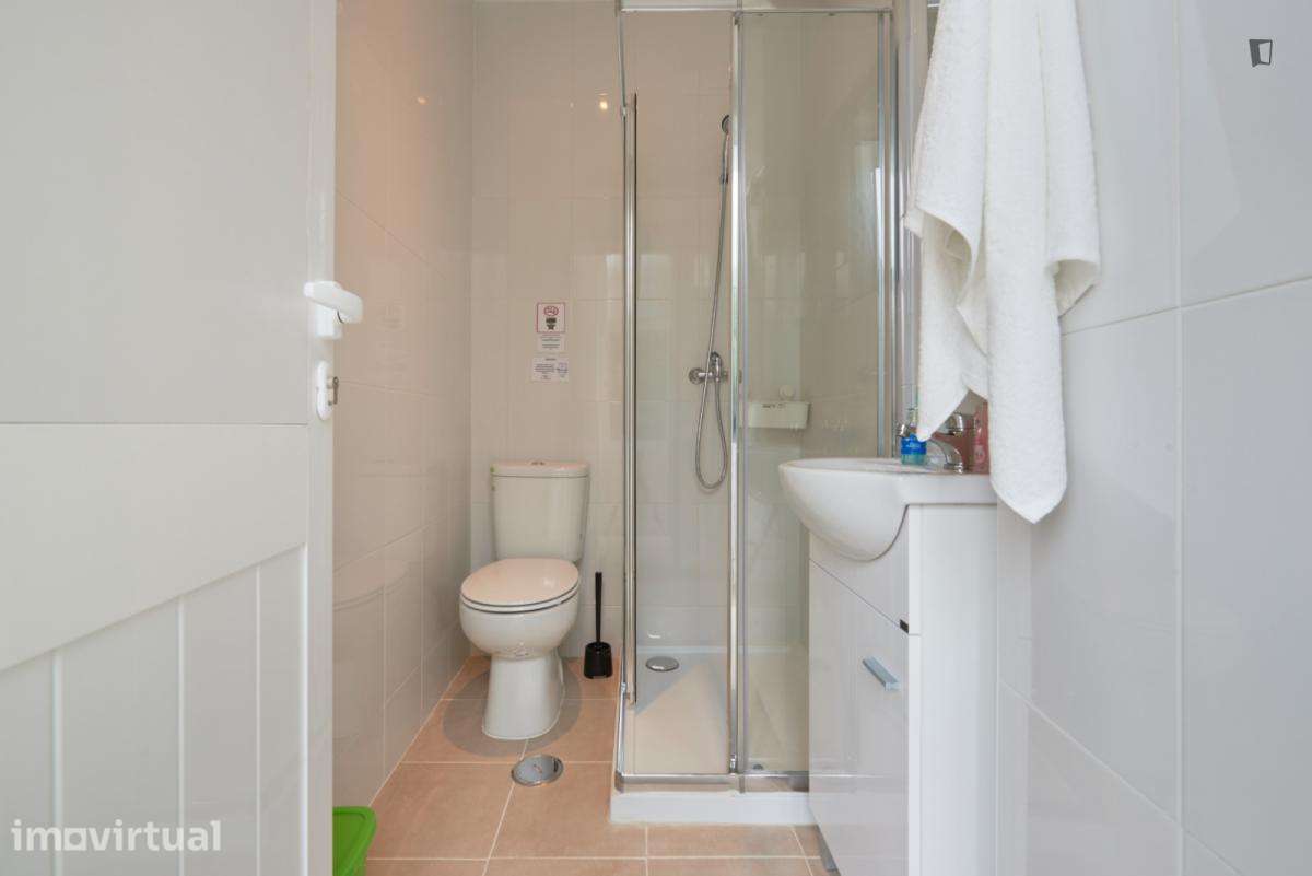 Quarto - localizado em Arroios Lisbon - Grande imagem: 3/45