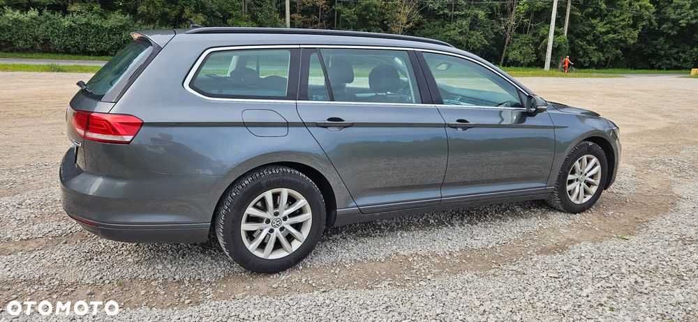 Volkswagen Passat Variant 2.0 TDI BMT Comfortline - 34