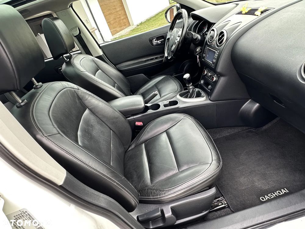 Nissan Qashqai 2.0 dCi Tekna - 8