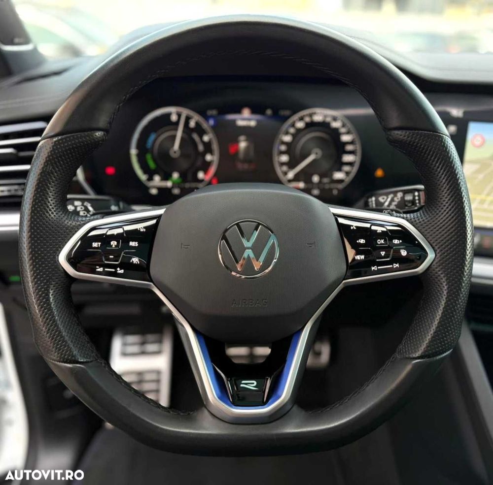 VOLKSWAGEN Touareg 2022 — imagine 25