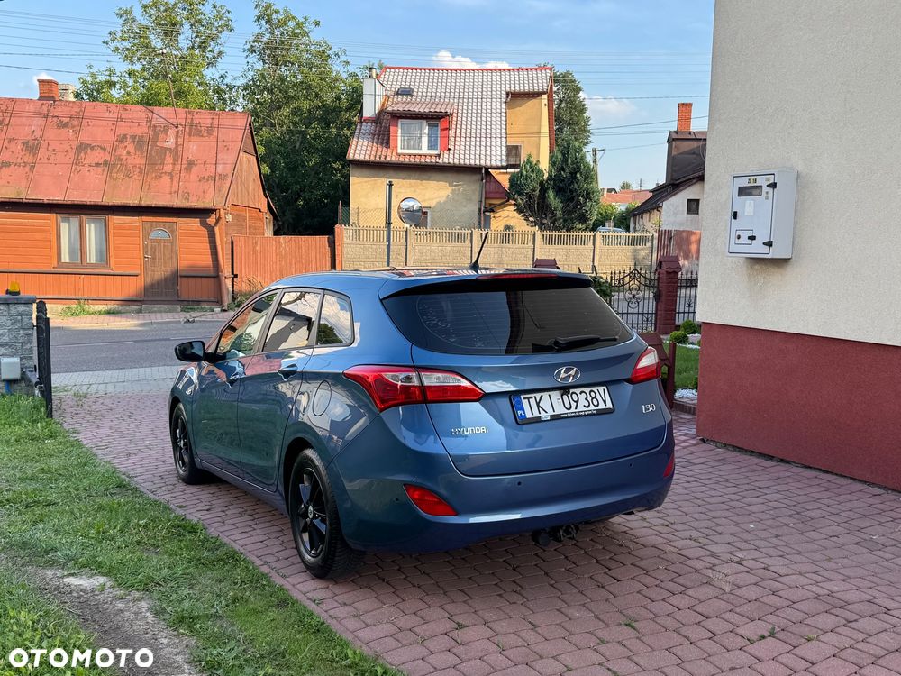 Hyundai i30 1.6 Premium - 4