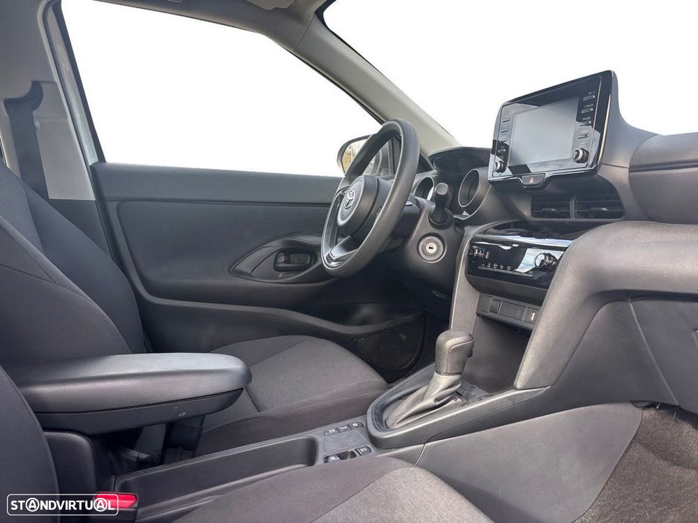 Toyota Yaris Cross - 6