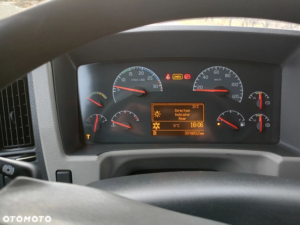 Volvo FL - 15