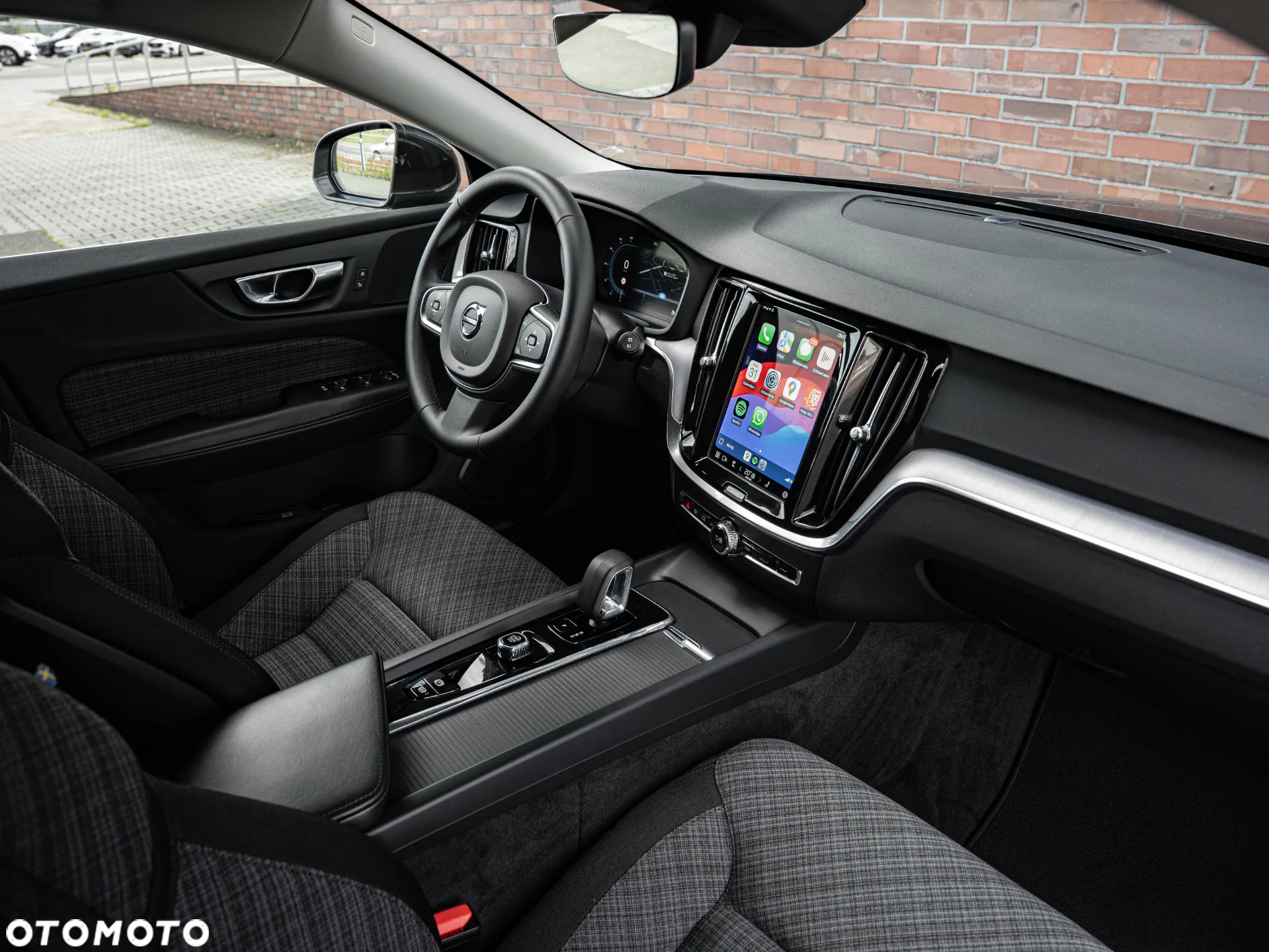 Volvo V60 B3 B Geartronic Momentum Core - 25