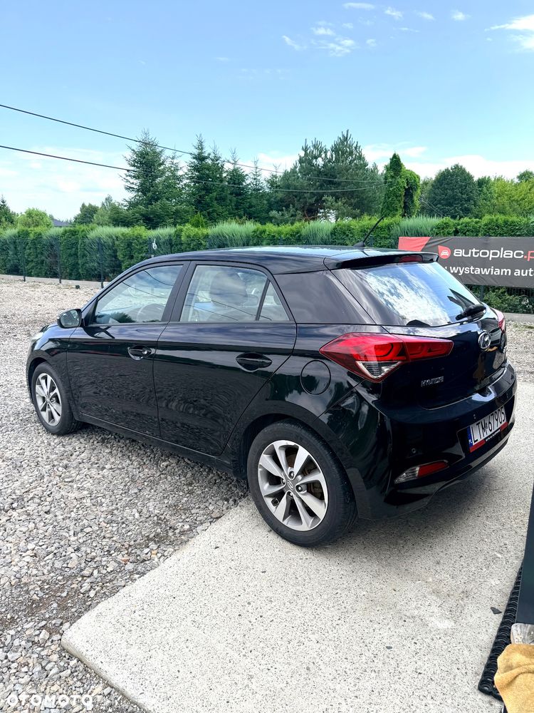 Hyundai i20 blue 1.2 Advantage - 4