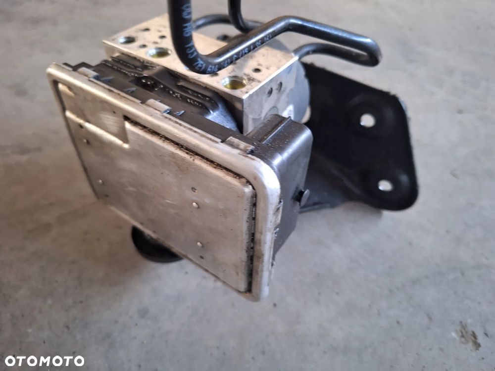 POMPA HAMULCOWA ABS VW T5 T6 7E0614517L 7E0907379P - 1