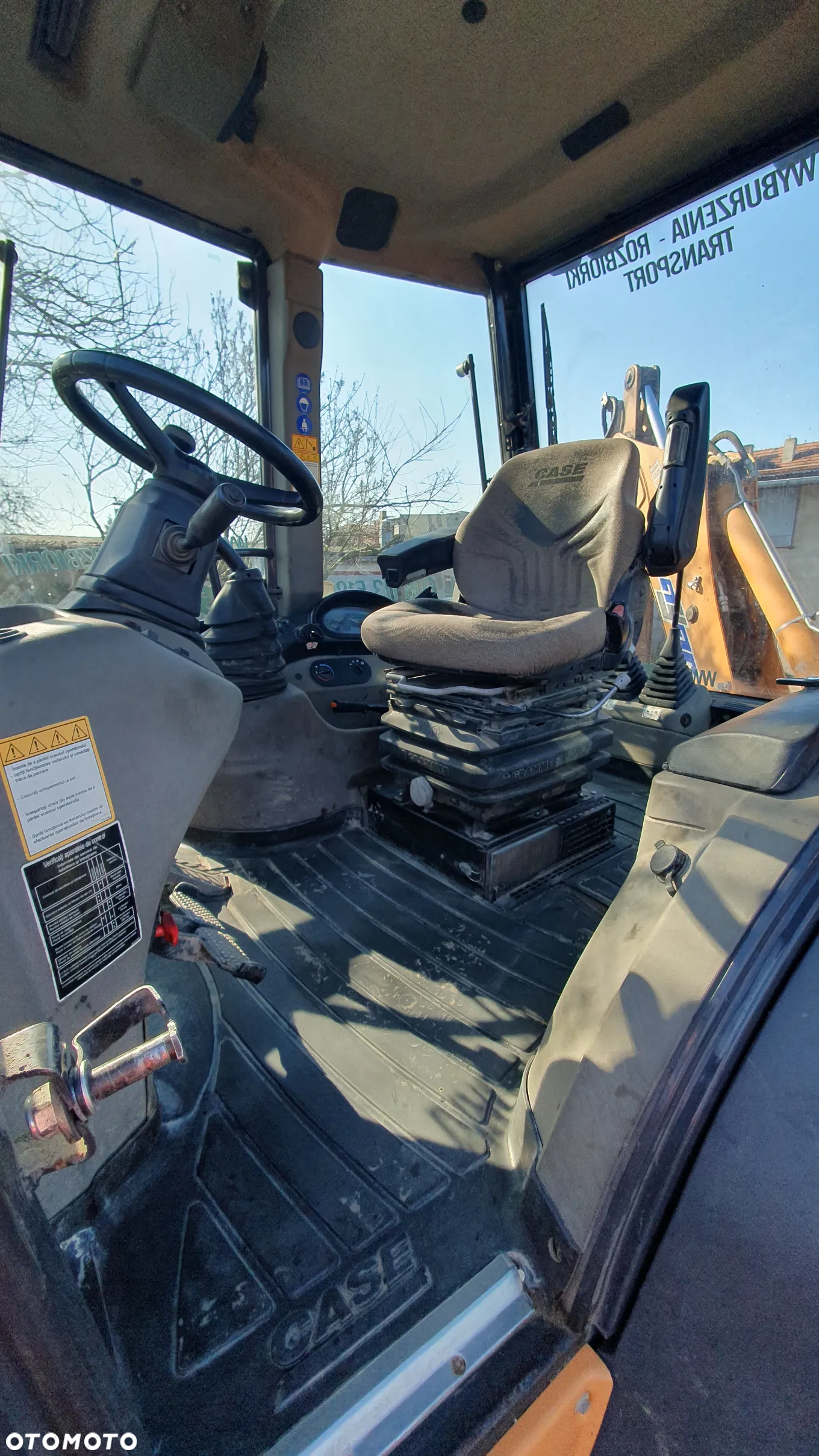 Case 580 T - 12