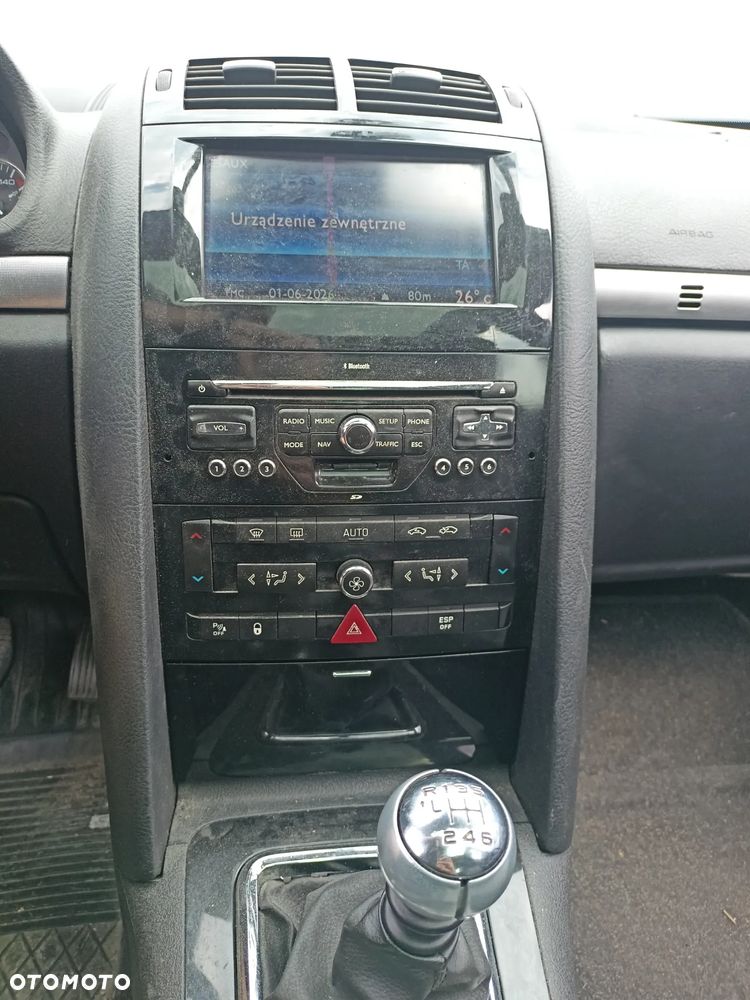 Peugeot 407 - 11