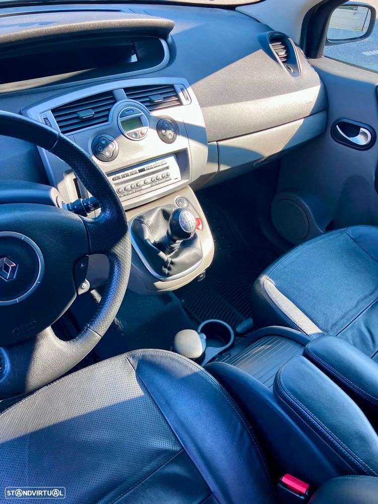 Renault Scénic 1.5 dCi Confort - 7