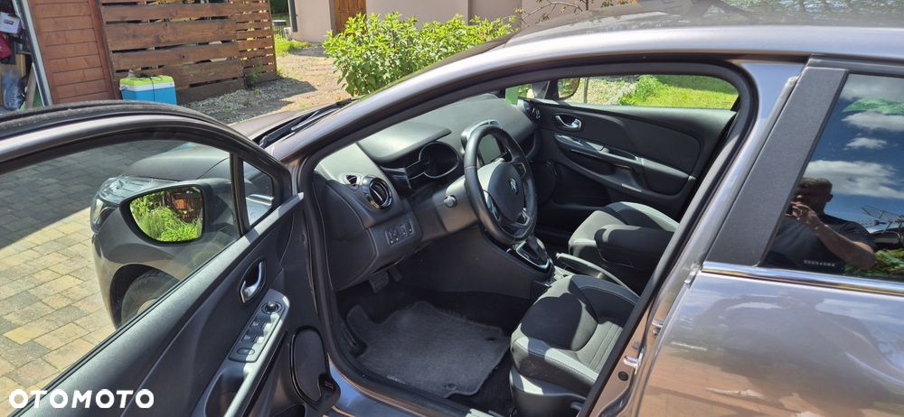 Renault Clio - 6