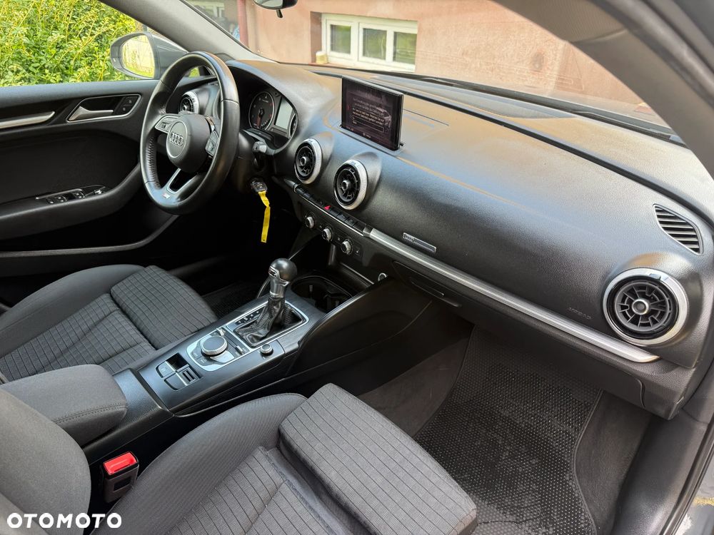 Audi A3 Limousine 1.6 TDI S tronic sport - 12