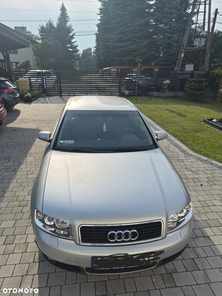 Audi A4 Limousine 1.8T - 8