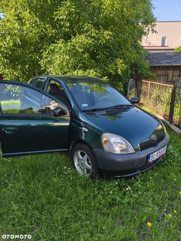 Toyota Yaris - 3