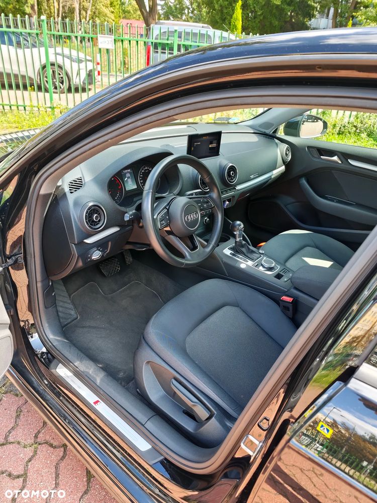 Audi A3 Sportback 35 TFSI S tronic - 12
