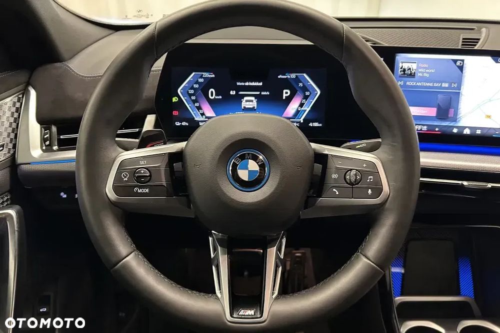BMW iX2 eDrive20 66.5kWh M Sport - 12