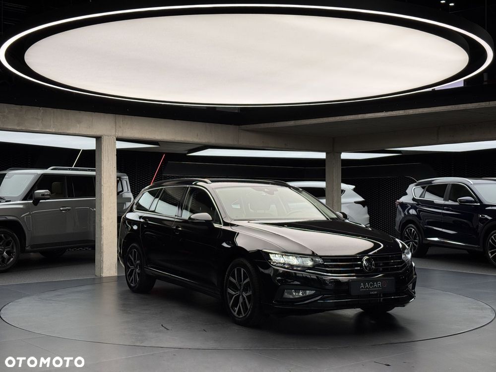 Volkswagen Passat - 8