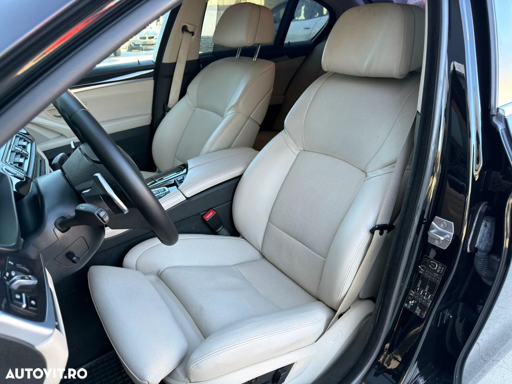 BMW Seria 5 520d Aut. - 12