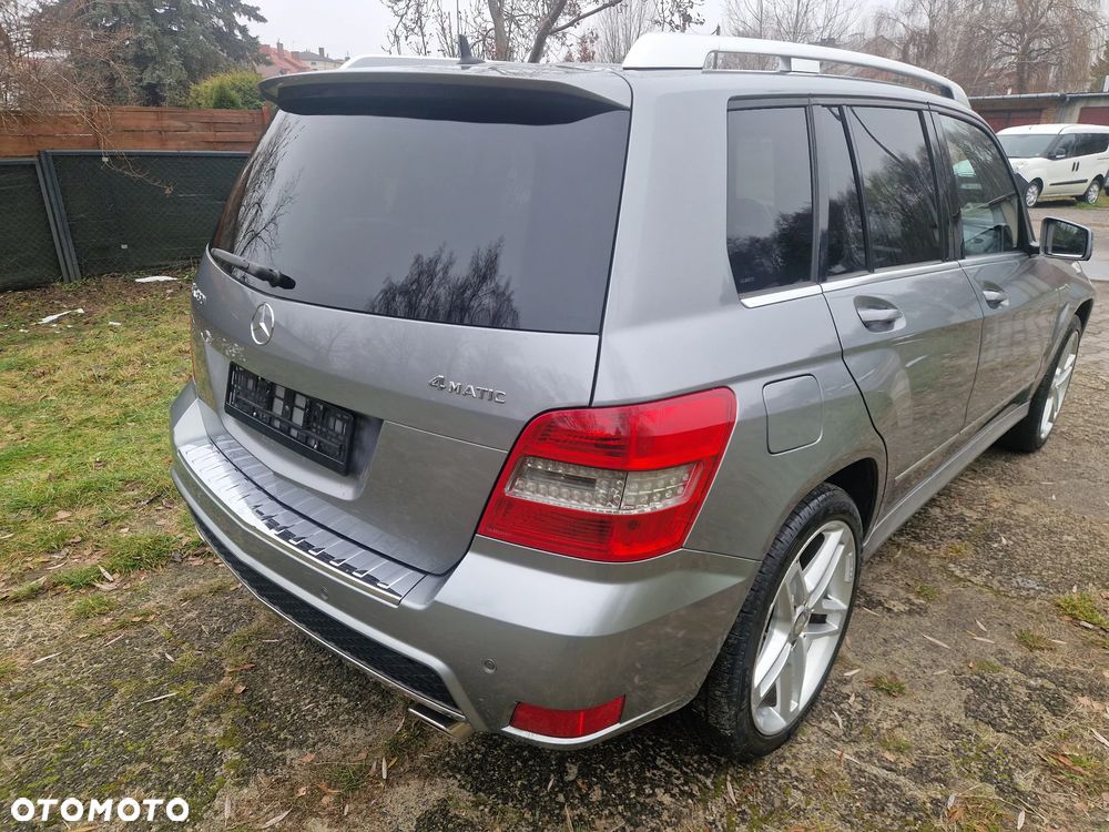 Mercedes-Benz GLK 350 4Matic 7G-TRONIC SPORT EDITION - 11