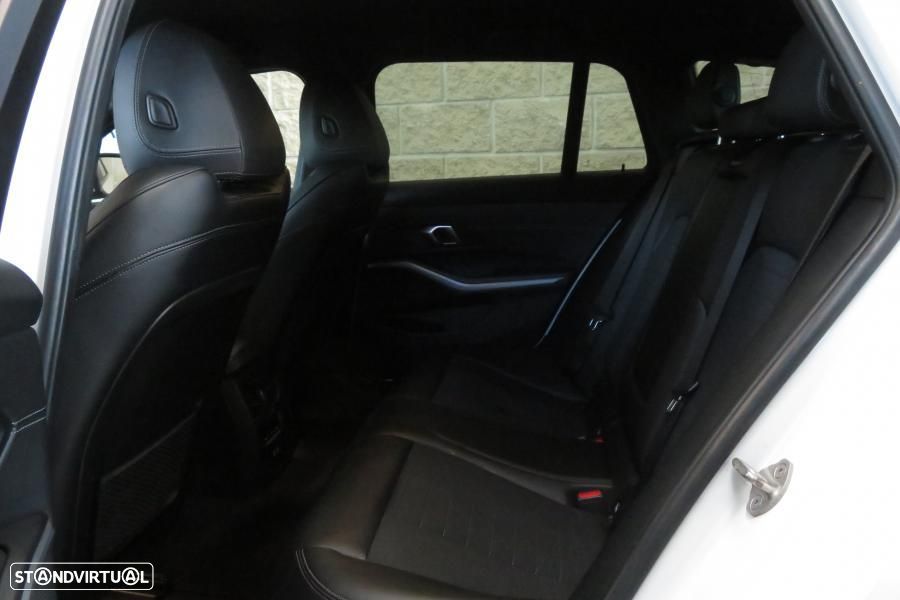 BMW 320 e Corporate Edition Auto - 27