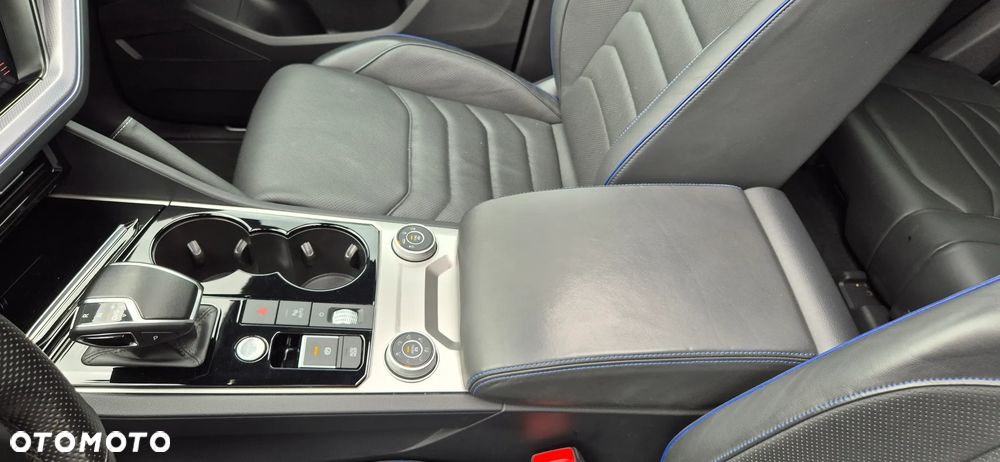 Volkswagen Touareg 3.0 V6 TFSI Plug-In Hybrid 4Mot R - 20