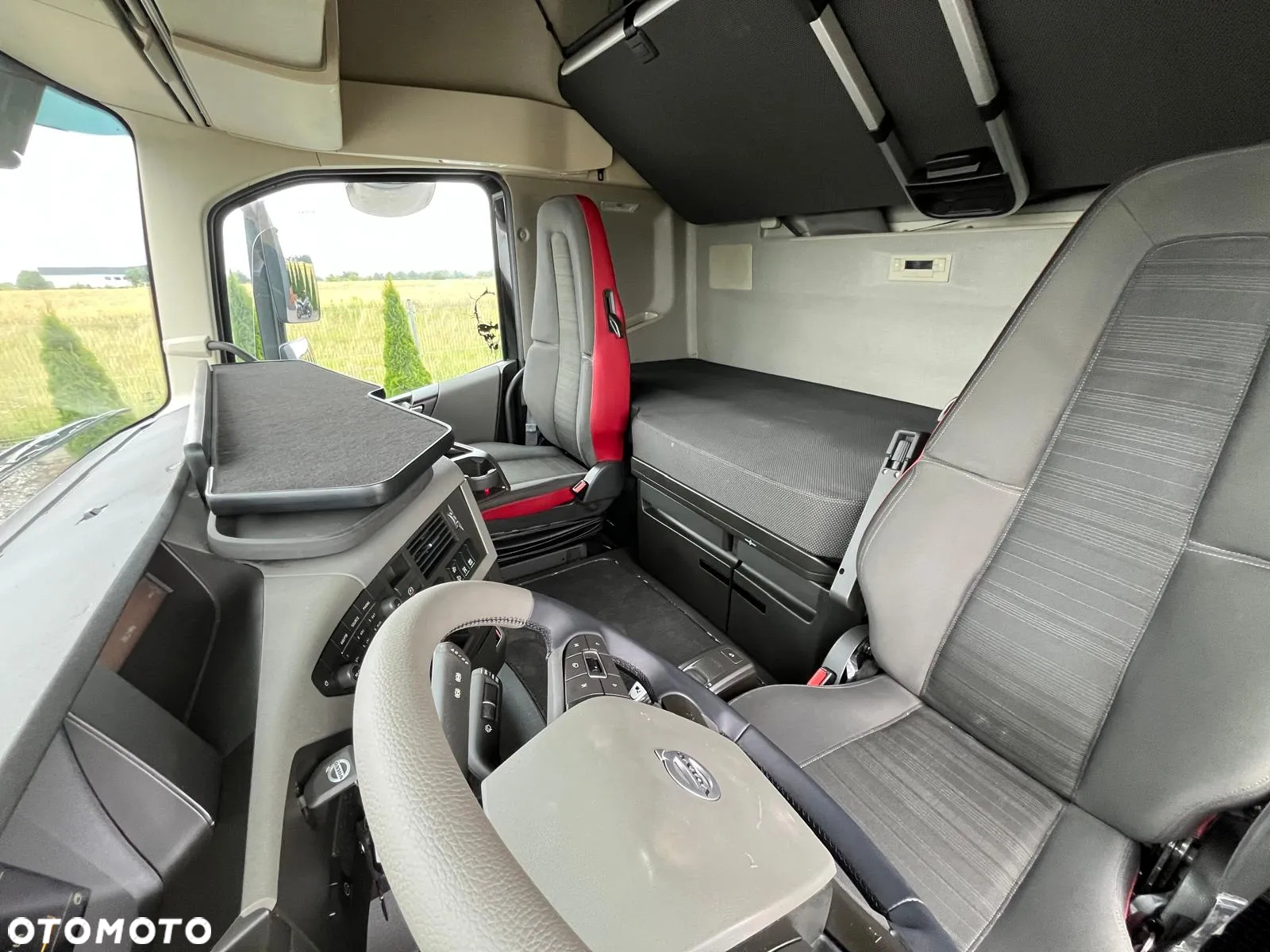 Volvo FH500 / 2021 / NISKI PRZEB / LEKKI 7000 kg / SPROWADZONY Z NIEMIEC - 25