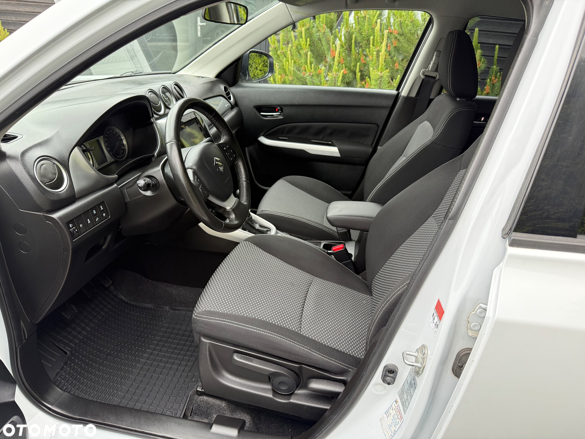 Suzuki Vitara 1.6 DDiS (4x4) Allgrip Comfort+ - 13