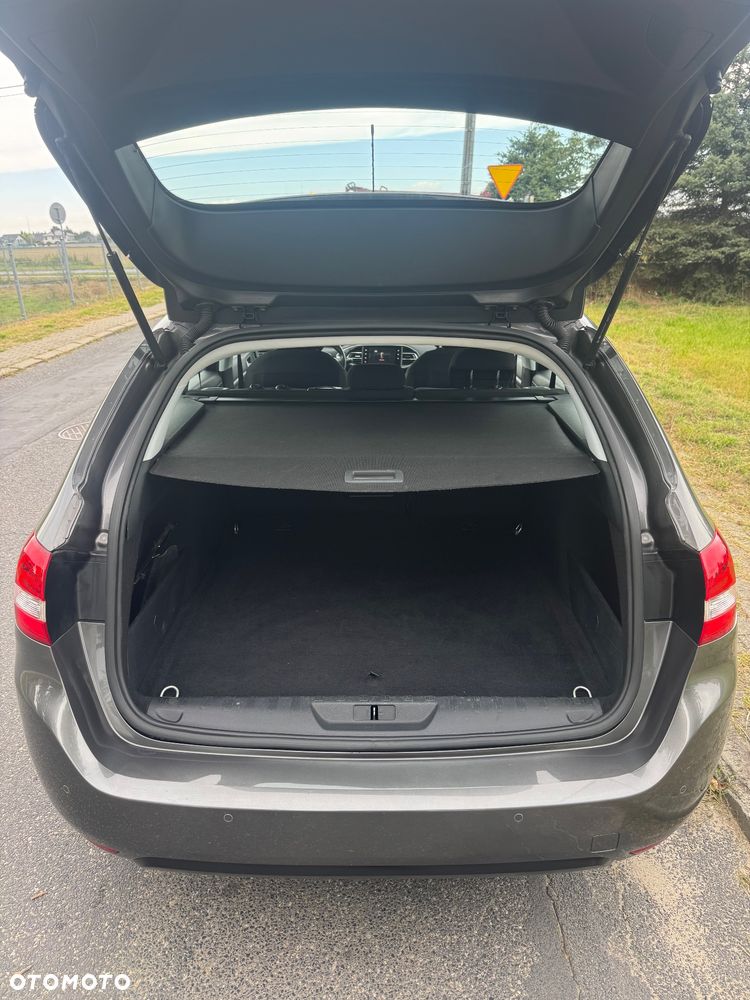 Peugeot 308 1.6 BlueHDi Style S&S - 3