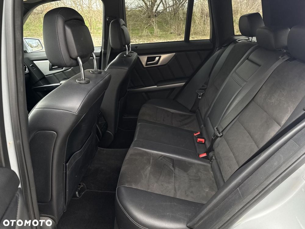 Mercedes-Benz GLK - 22