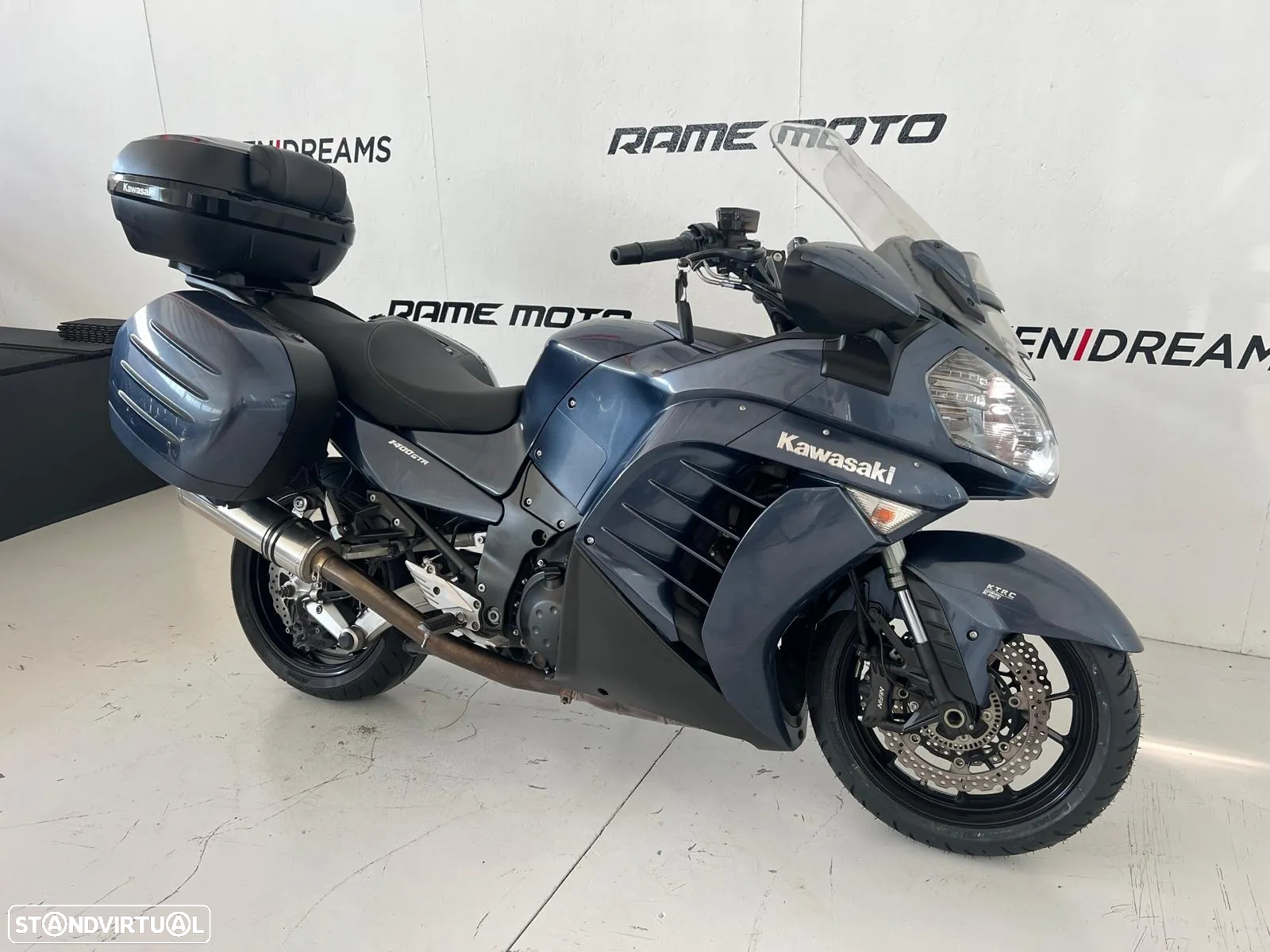 Kawasaki GTR 1400 - 4