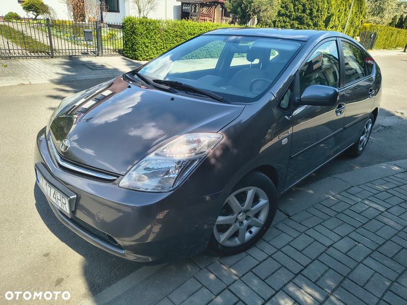 Toyota Prius - 1