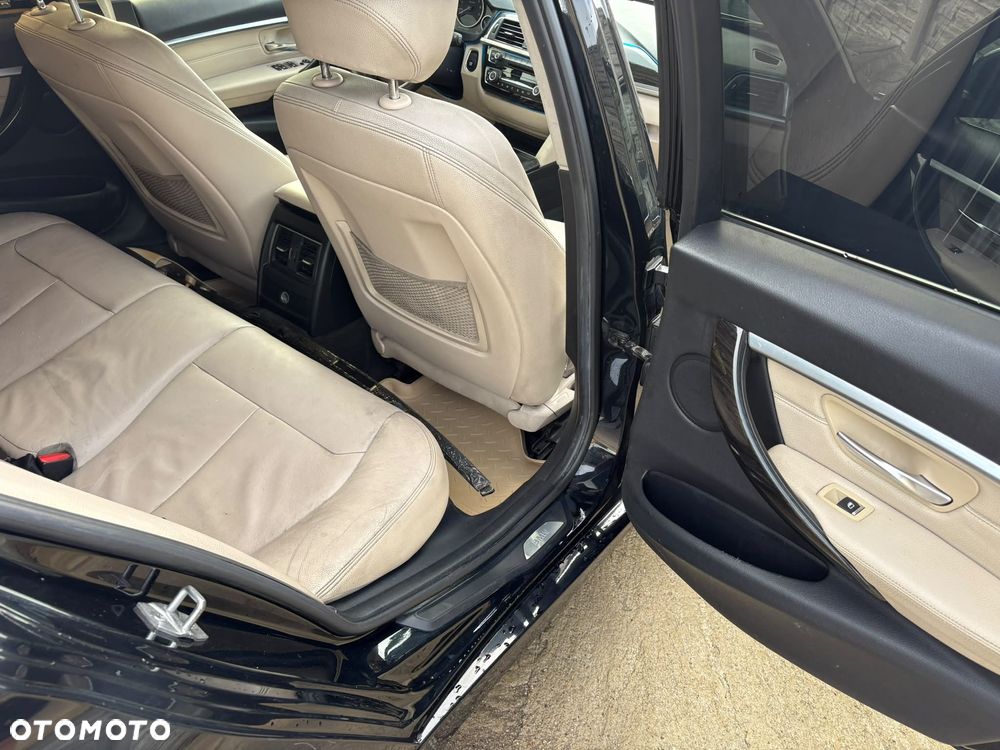 BMW Seria 3 330e iPerformance Sport Line - 14