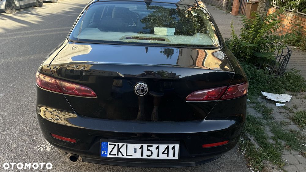 Alfa Romeo 159 - 2
