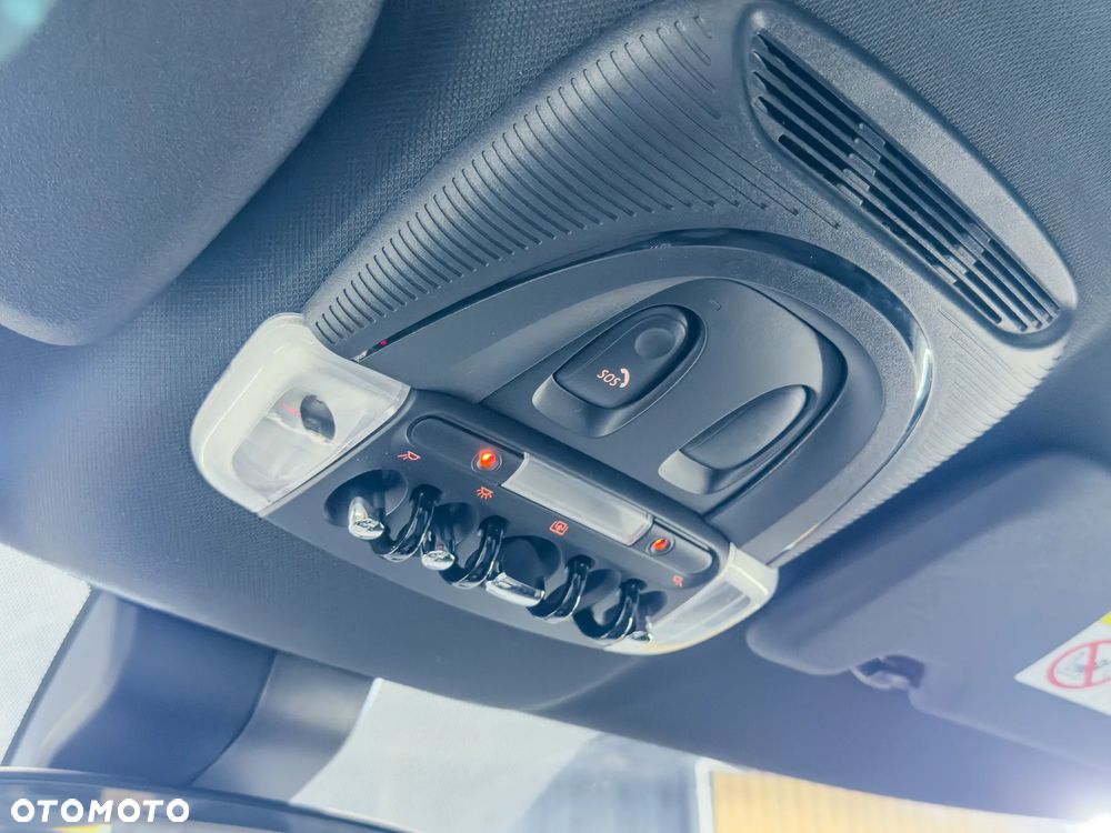 MINI Countryman One D John Cooper Works Trim - 36