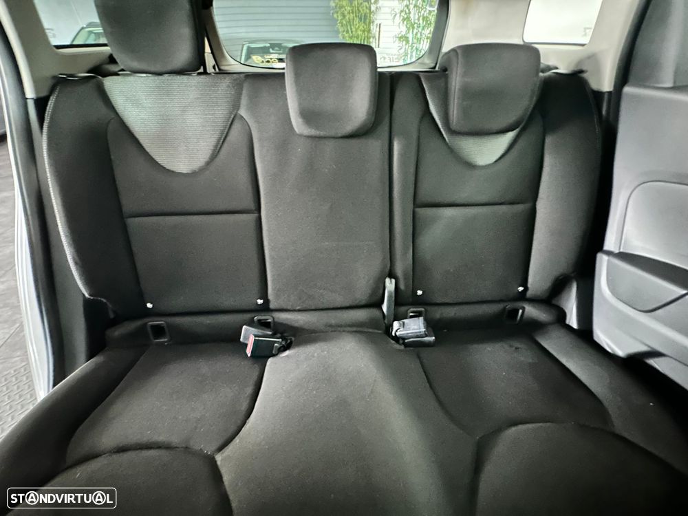 Renault Clio Sport Tourer 0.9 TCE Confort - 27