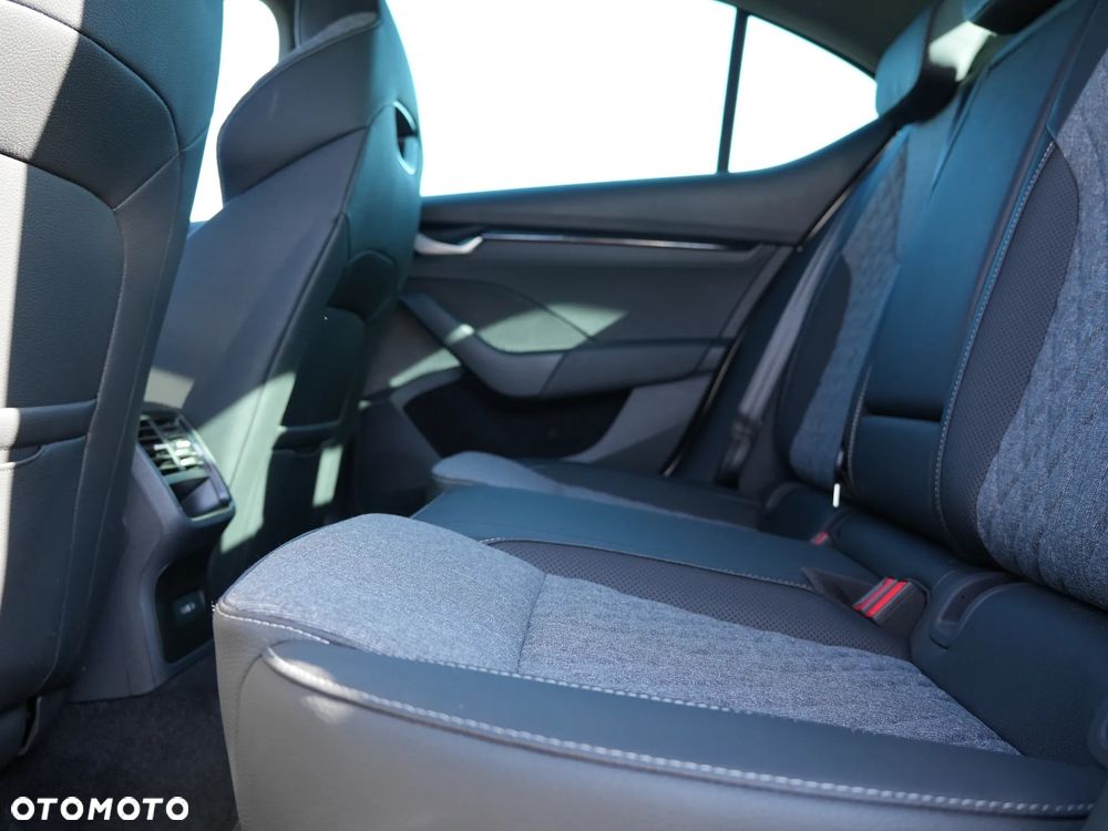 Skoda Octavia 2.0 TDI Sportline DSG - 31