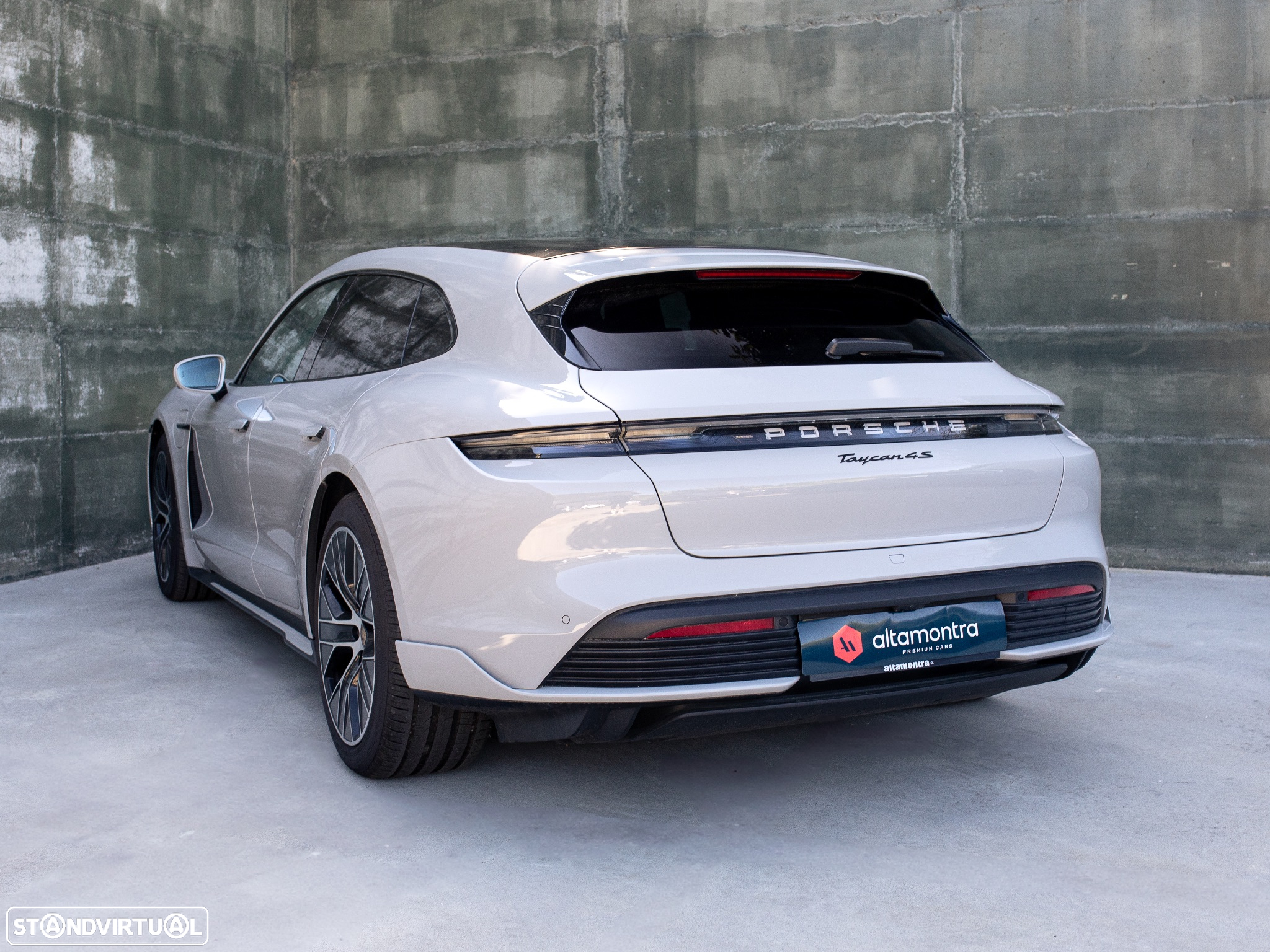 Porsche Taycan Sport Turismo 4S - 12