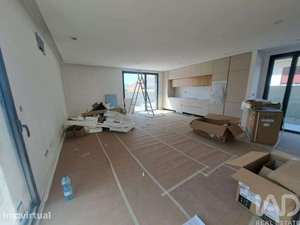 Casa / Villa T3 em Monte Córdova de 322,00 m2 - Grande imagem: 4/14