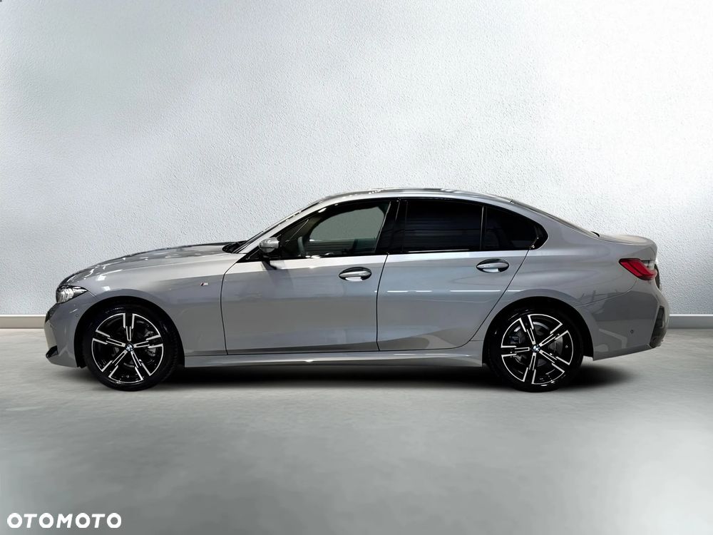 BMW Seria 3 318i M Sport - 5