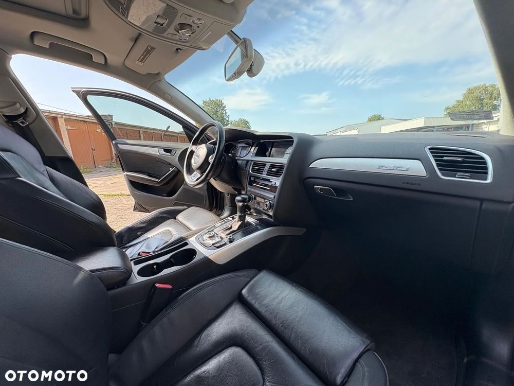 Audi A4 Limousine - 10