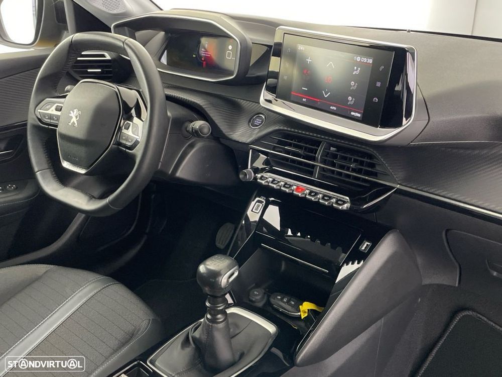 Peugeot 208 1.2 PureTech Allure - 22