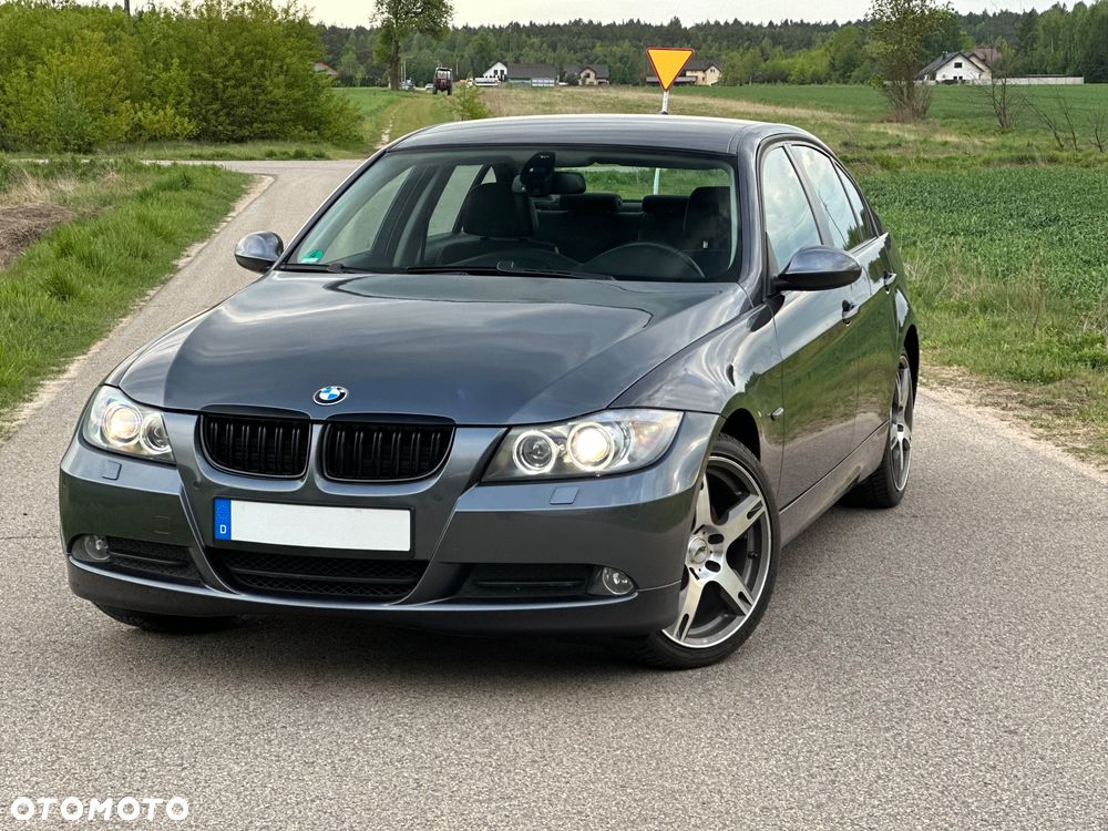 BMW Seria 3 318i - 36
