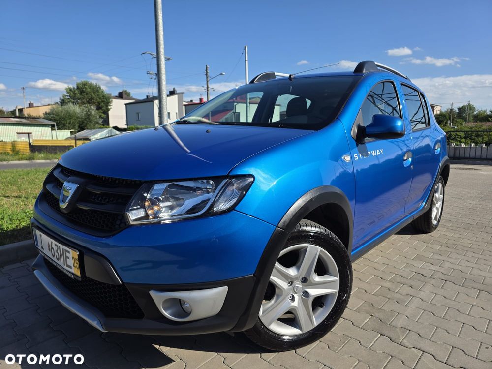Dacia Sandero Stepway TCe 90 (S&S) Celebration - 1