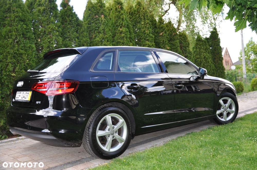 Audi A3 Sportback 1.4 TFSI Ambiente - 5
