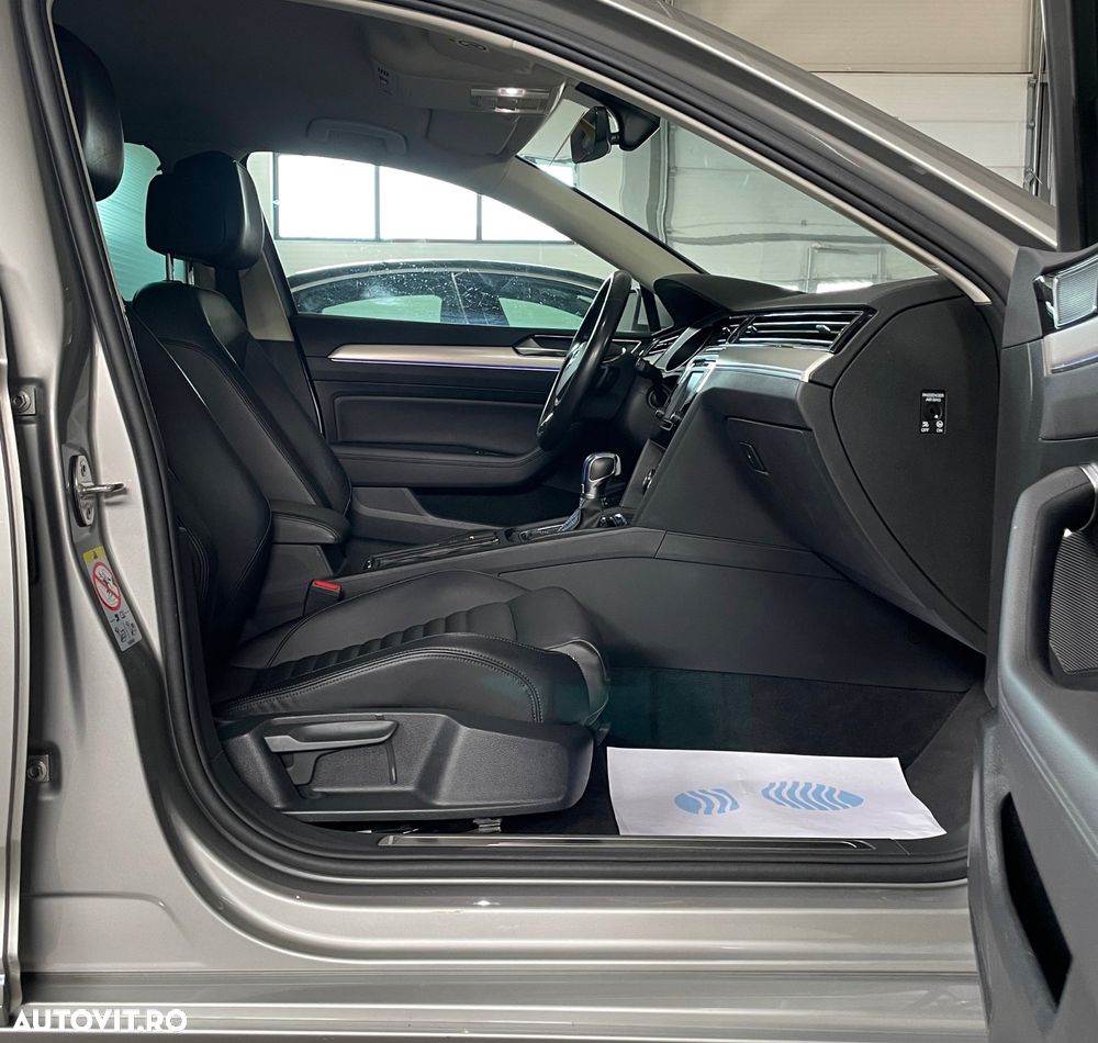 Volkswagen Passat - 10