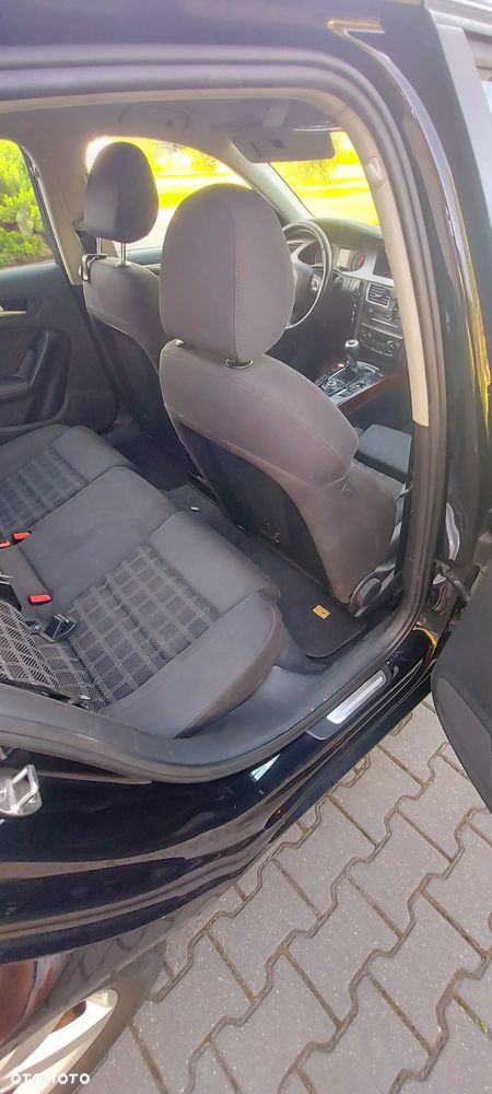 Audi A4 Avant 2.0 TDI DPF quattro - 12