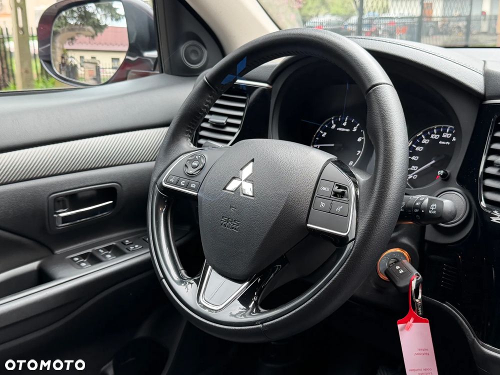 Mitsubishi Outlander 2.0 2WD Edition 100 - 21