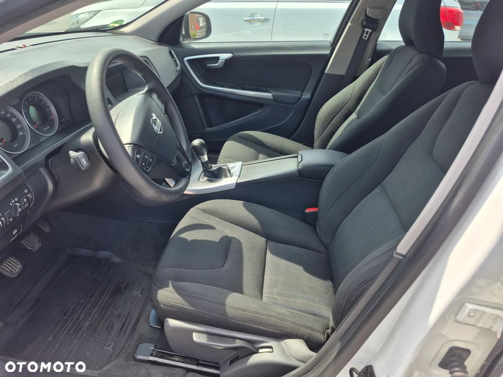 Volvo S60 T3 - 10