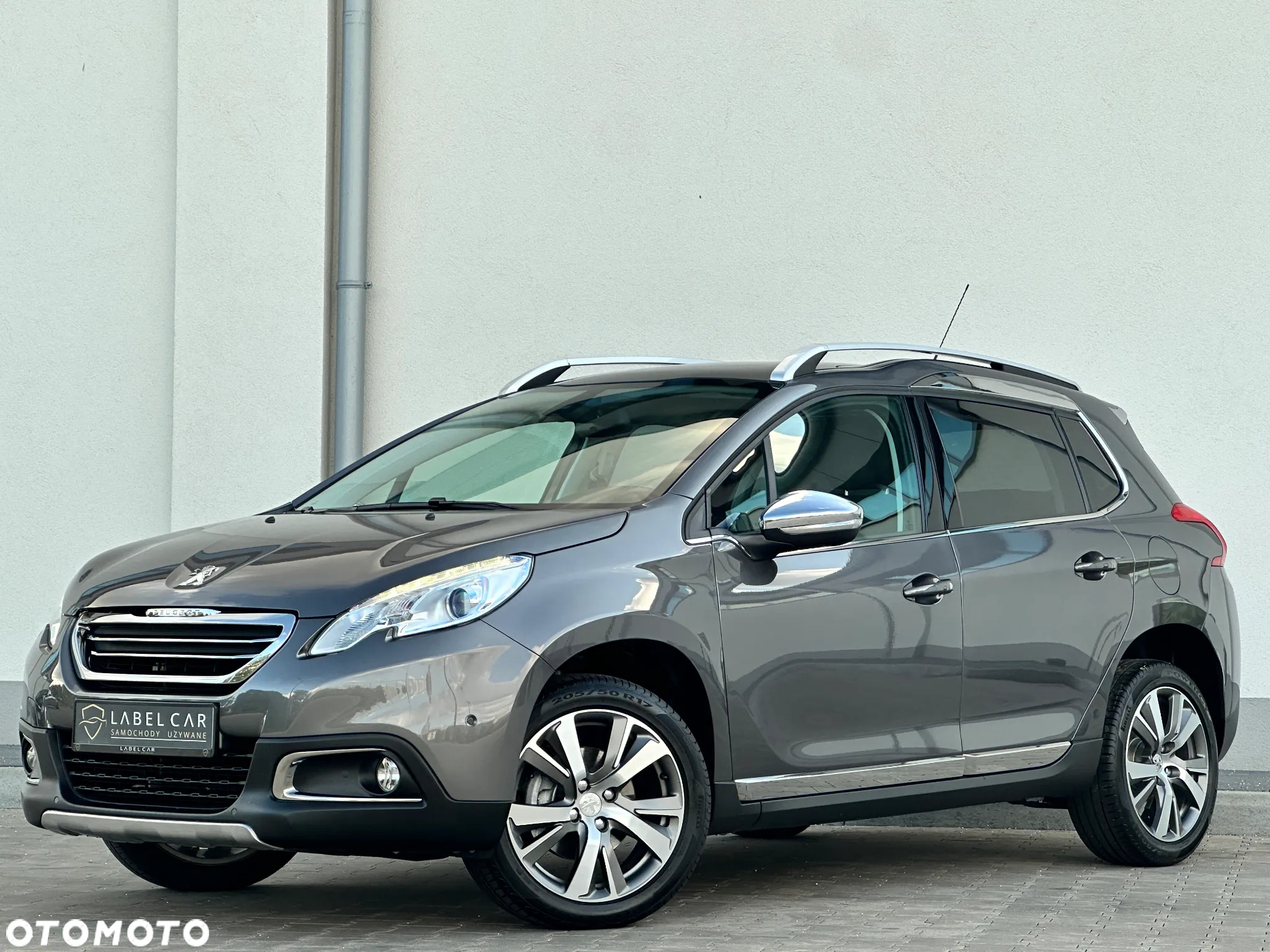 Peugeot 2008 1.6 BlueHDi Allure - 4
